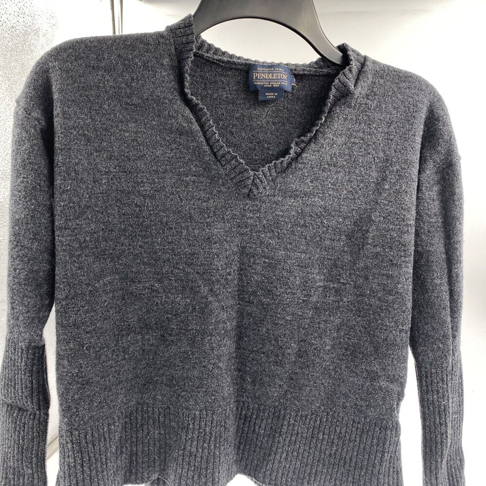 Pendleton Womens XL Merino Wool Gray V-neck Sweater Long Sleeve Cropped